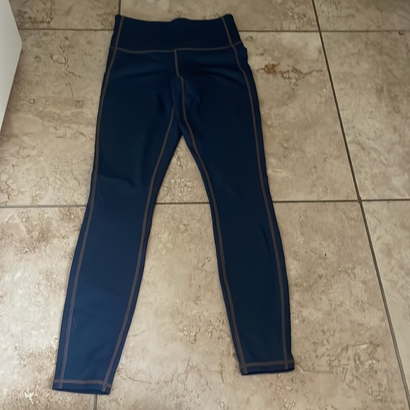 Athleta leggings - Picture 2 of 3